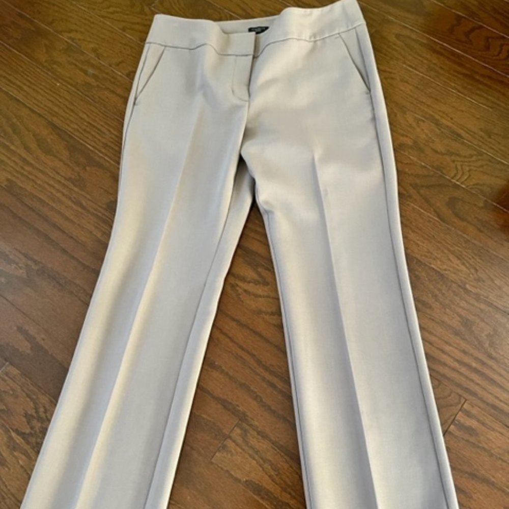 Ann Taylor Factory ladies pants in light lavender, sz 8P Signature
